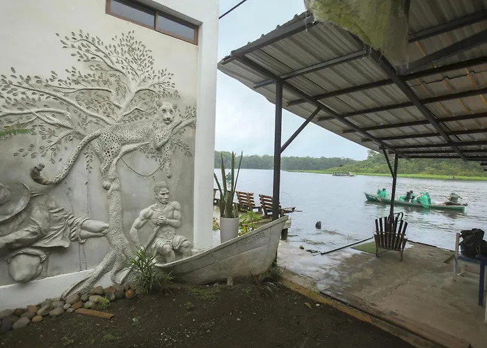 Hotel Pura Natura Riverside Tortuguero
